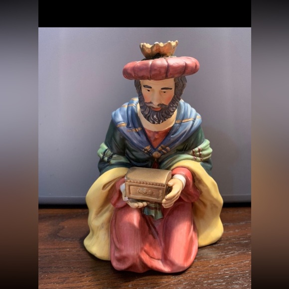 Vtg O'well Christmas Nativity Figurine Wiseman 8" Handpainted Bisque Porcelain - Picture 2 of 8